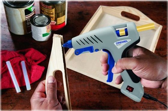 Пистолет клеевой Dremel 940, стержни 11мм, 195 град., 0.24 кг