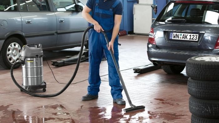 Пылесос профессиональный Karcher NT 38/1 Me Classic Edition, 1500Вт, 227мБар, контейнер 38л, 11.6кг