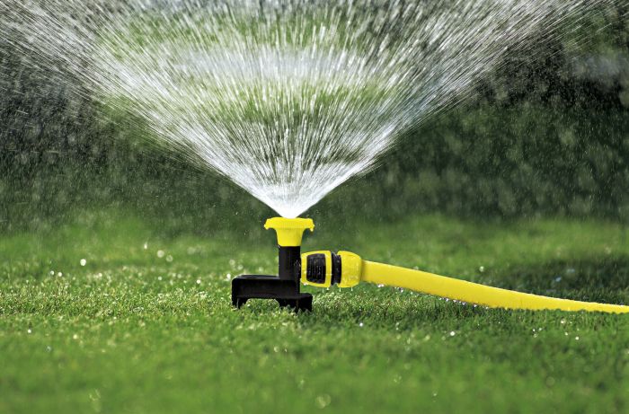 Ороситель дождевой Karcher "CS 90 spike", на ножке, круговой 9 м, площадь полива до 64 м2