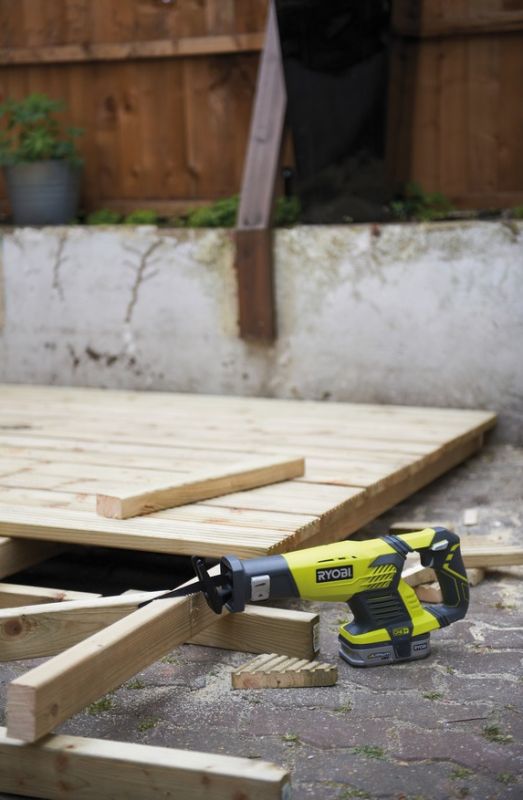 Пила сабельная аккумуляторная Ryobi ONE+ RRS1801M 18В пропил 180мм ход 22мм 1.9кг без АКБ и ЗУ