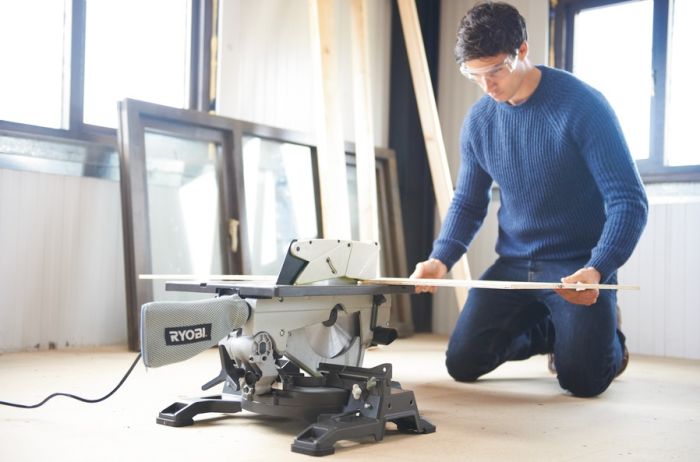 Пила торцювальна комбінована Ryobi RTMS1800-G 1800Вт диск 254мм 26.8кг
