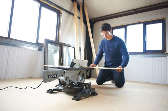 Пила торцювальна комбінована Ryobi RTMS1800-G 1800Вт диск 254мм 26.8кг