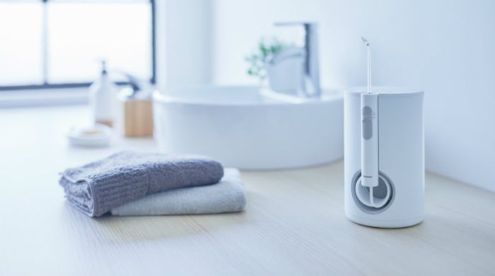 Ирригатор Panasonic стационарный, чаша 600 мл, от сети , белый