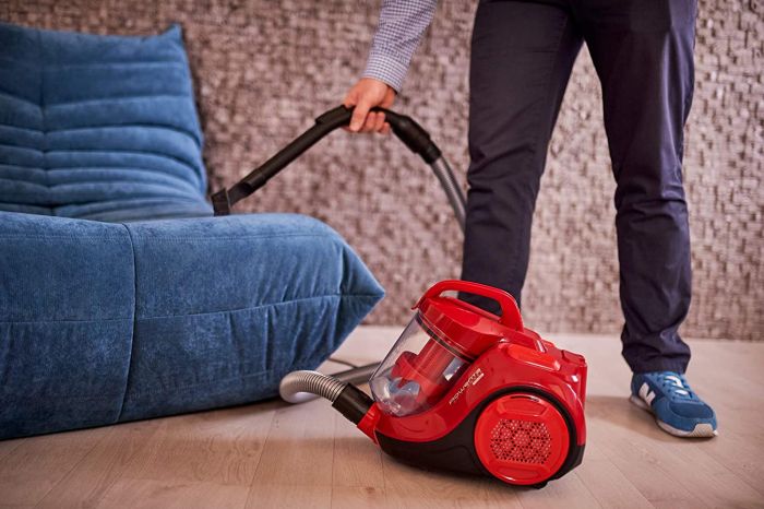 Пылесос Rowenta контейнерный Swift Power Cyclonic, 750Вт, конт пыль -1.2л, НЕРА, красный