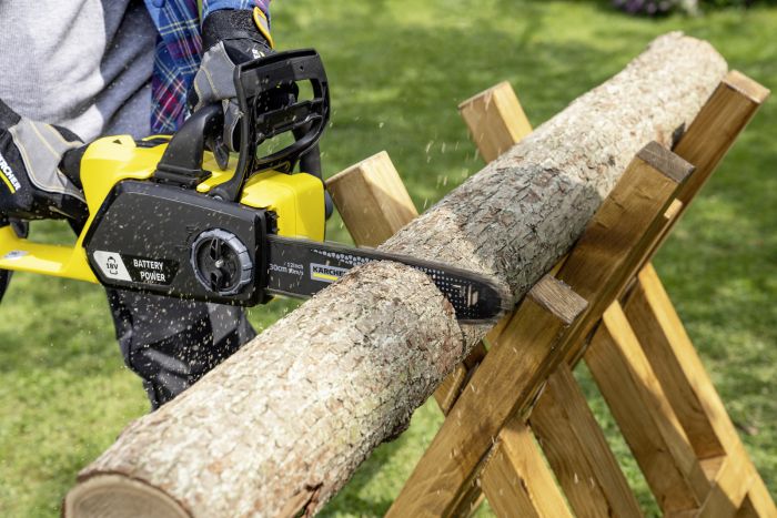 Пила ланцюгова акумуляторна Karcher CNS 18-30 Battery 18В шина 30см 3.2кг без АКБ та ЗП