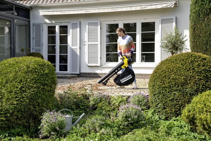 Повітродув-пилосос садовий акумуляторний Karcher BLV 18-200 Battery 18В 200км/год мішок 45л 3.5кг без АКБ та ЗП
