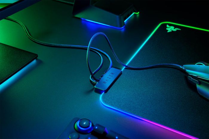 ІИгровая поверхность Razer Firefly V2, RGB, M (355х255х3мм), чёрный