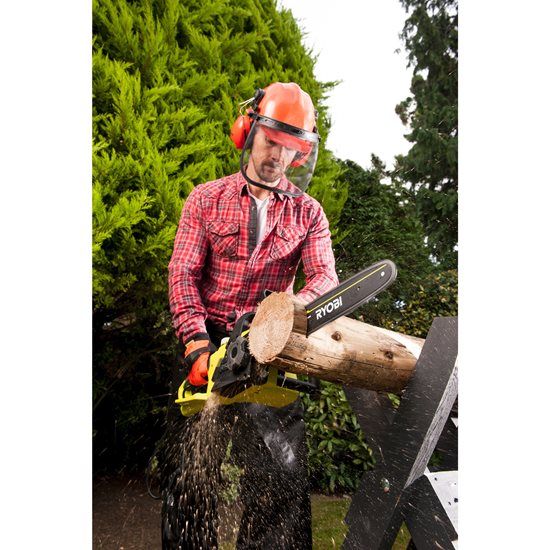 Пила цепная сетевая Ryobi RCS2340B 2300Вт 40см 4.8кг