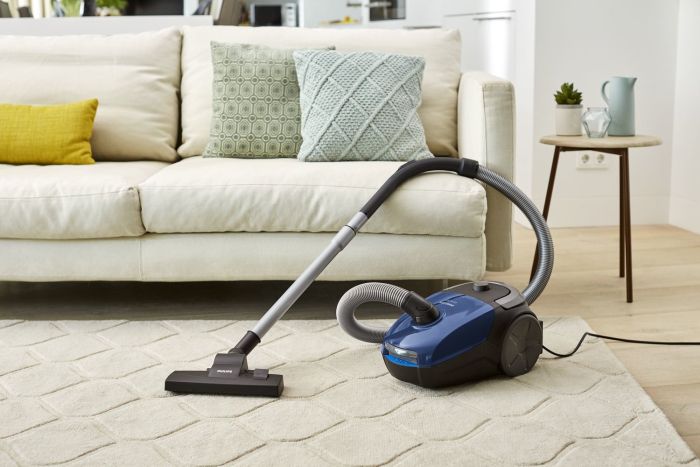 Пылесос Philips мешковой PowerGO, 750Вт, 3л, НЕРА, синий