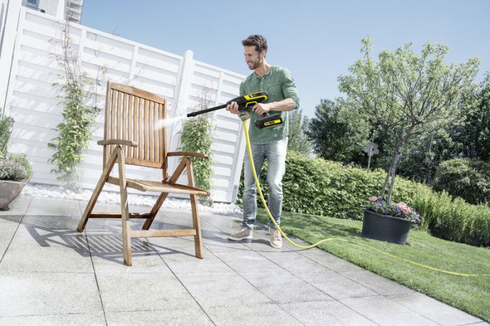 Минимойка низкого давления Karcher KHB 6 Battery, аккумуляторная, 24бар, 200л/ч, вес 1.3кг, без АКБ и ЗП