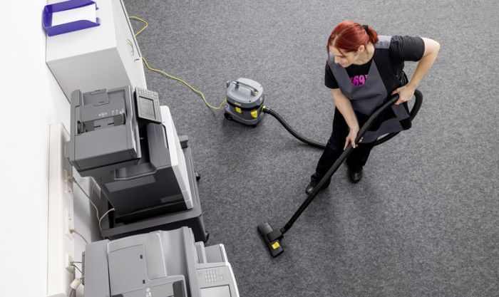 Пылесос профессиональный Karcher T 11/1 Classic, 850Вт, 235мБар, контейнер 11л, 3.9кг