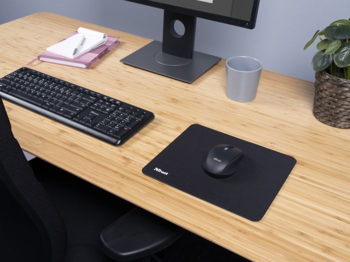 Ігрова поверхня Trust Mouse Pad, M (250х210х3мм), чорний