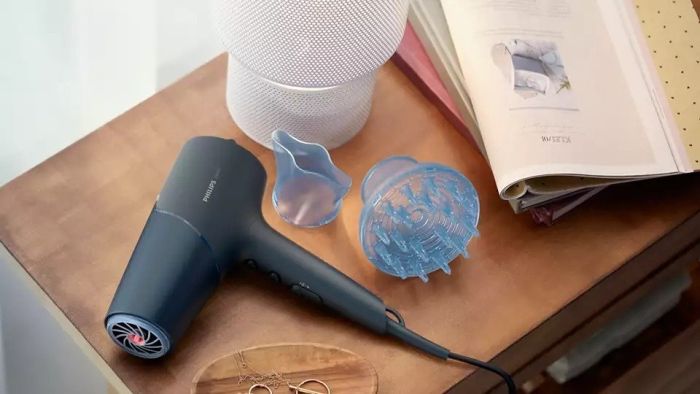 Фен Philips 5000 Series, 2300Вт, режимов-3, дифузор, иониз-я, хол. обдув, темно-синий
