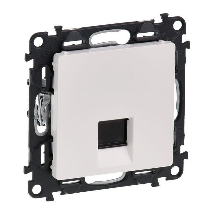 Розетка інформаційна RJ45 кат. 6 UTP Legrand Valena LIFE, білий