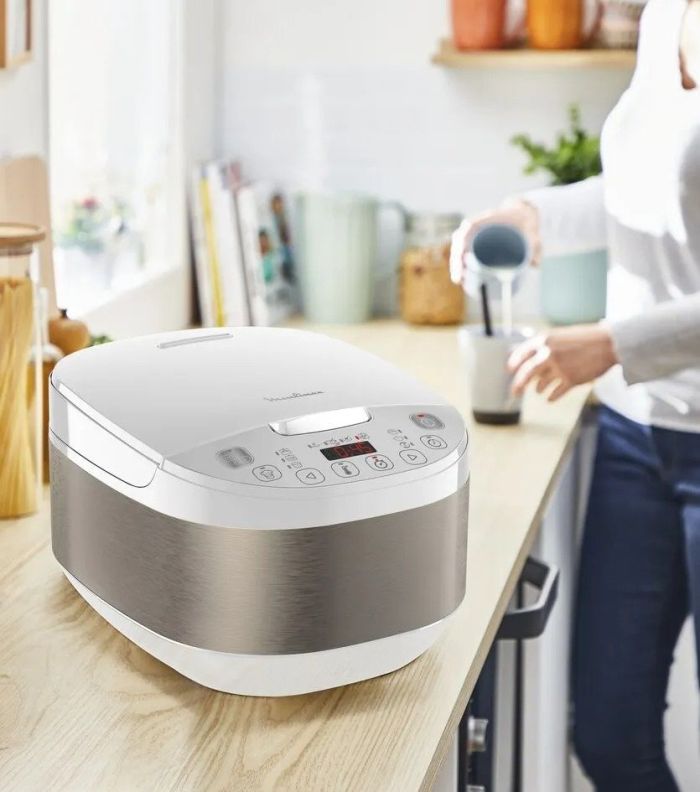 Мультиварка Moulinex SimplyCook Plus, 750Вт, чаша-4л, электронное управл., металл/пластик, белый
