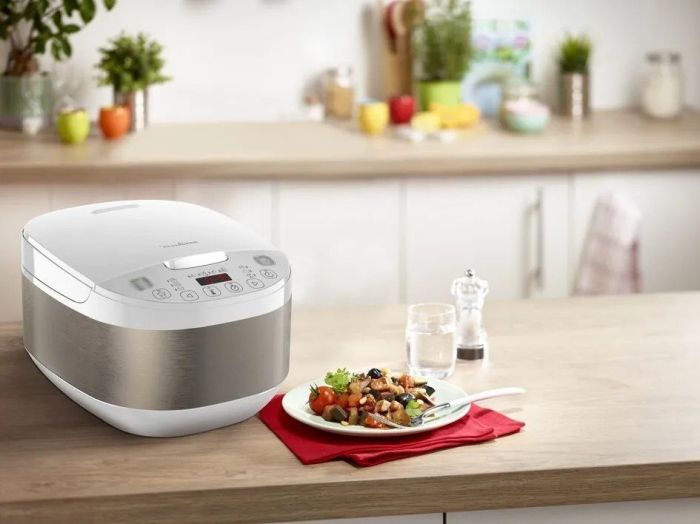 Мультиварка Moulinex SimplyCook Plus, 750Вт, чаша-4л, электронное управл., металл/пластик, белый
