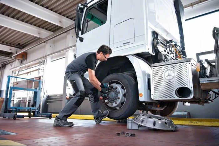 Гайковёрт ударный Bosch GDS 18V-1050 H, 18В, solo (без АКБ и ЗУ)