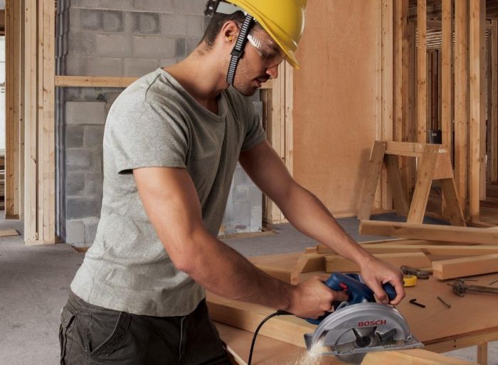Пила дисковая Bosch GKS 140, 1400Вт, 184мм, 20мм, + пильный диск Eco for wood, 3.7кг