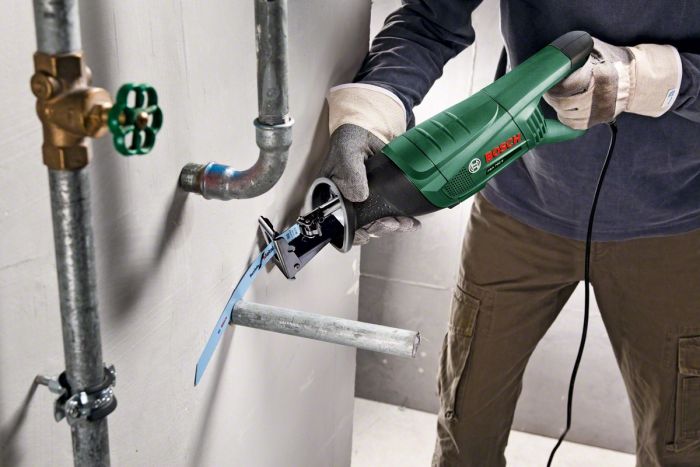 Пила шабельна Bosch PSA 700E 710Вт пропил 150мм хід 20мм 3кг