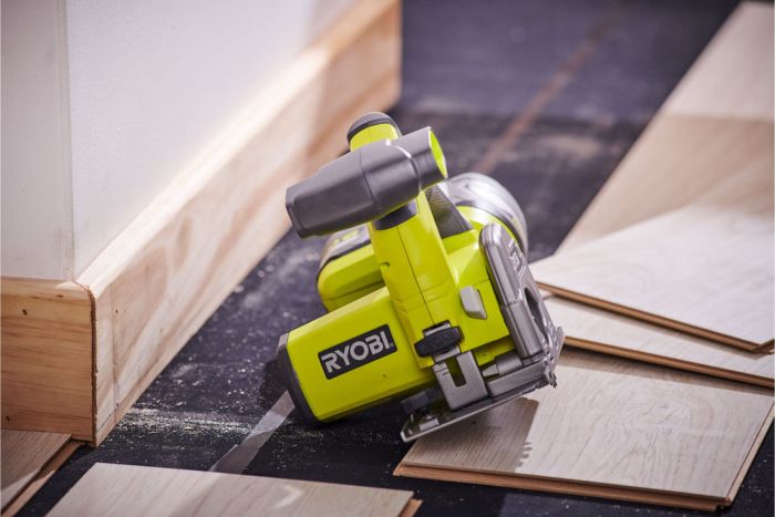 Пила дисковая универсальная аккумуляторная Ryobi ONE+ R18MMS-0 18В 85мм 1.9кг без АКБ и ЗУ