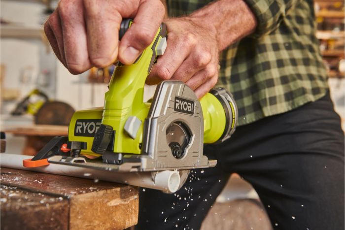 Пила дисковая универсальная аккумуляторная Ryobi ONE+ R18MMS-0 18В 85мм 1.9кг без АКБ и ЗУ