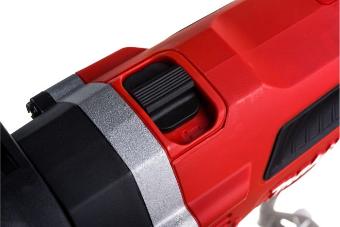 Дриль ударний   710Вт зубчастий патрон 13мм 0-3200об/хв 2.1кг Makita M8100