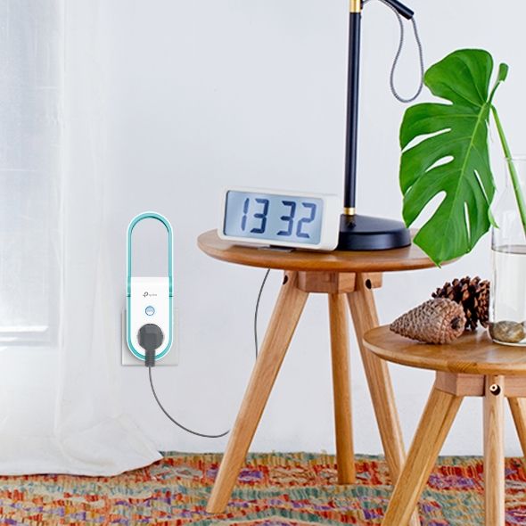 Расширитель покрытия WiFi TP-LINK  AC1200б 1хFE LAN, MESH, Розетка TP-Link RE365