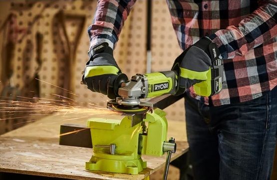 Шлифмашина угловая аккумуляторная Ryobi ONE+ RAG18125-0 125мм 18В 9000об·мин 2.2кг без АКБ и ЗУ