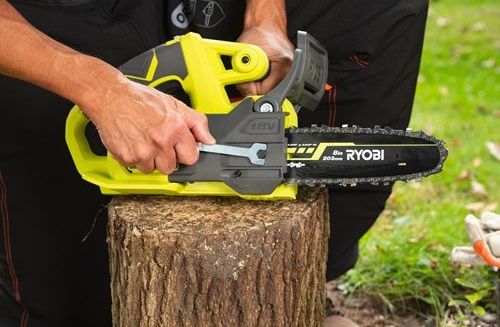 Пила ланцюгова акумуляторна Ryobi ONE+ RY18CS20A-0 18В 20см 2.3кг без АКБ та ЗП