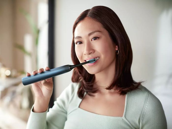 Щетка зубная электр. Philips Sonicare DiamondClean 9000 Series, 62т. колеб/мин, насадок-1, футляр, Bluetooth, черный