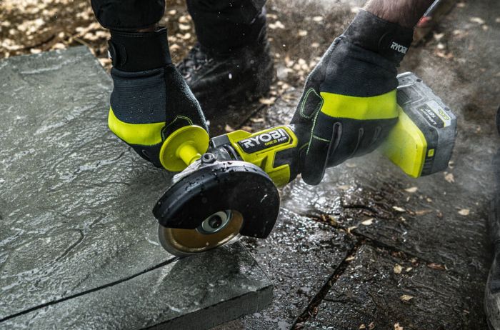 Шлифмашина угловая аккумуляторная Ryobi ONE+ НР RAG18X-1C40S 125мм 18В 1х4А·ч 9200об·мин 2.1кг сумка