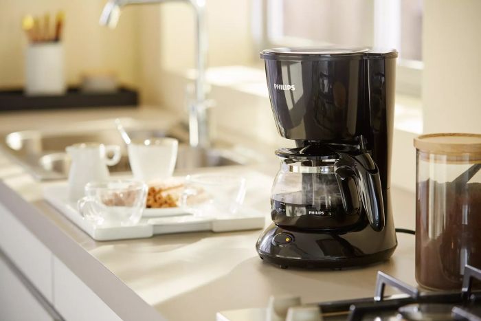 Кофеварка Philips капельная Daily Collection 0.6л, молотый, черный