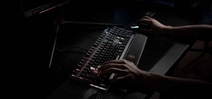 Игровая поверхность MSI Agility GD70, XL (900x400x3мм), чёрный