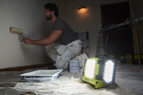 Прожектор гибридный панельный Ryobi ONE+ RLPH18-0 18В/220В Hybrid 3 LED панели 3000лм 3 режима яркости без АКБ и ЗУ