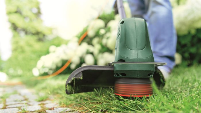 Тример садовий Bosch EasyGrassCut 23 280Вт 23см 1.9кг
