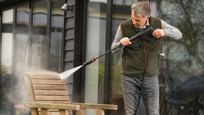 Минимойка высокого давления Bosch UniversalAquatak 135, 1900Вт, 135бар, 410л/час, насадка 3в1, 7.9кг