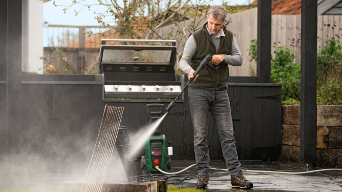 Минимойка высокого давления Bosch UniversalAquatak 135, 1900Вт, 135бар, 410л/час, насадка 3в1, 7.9кг