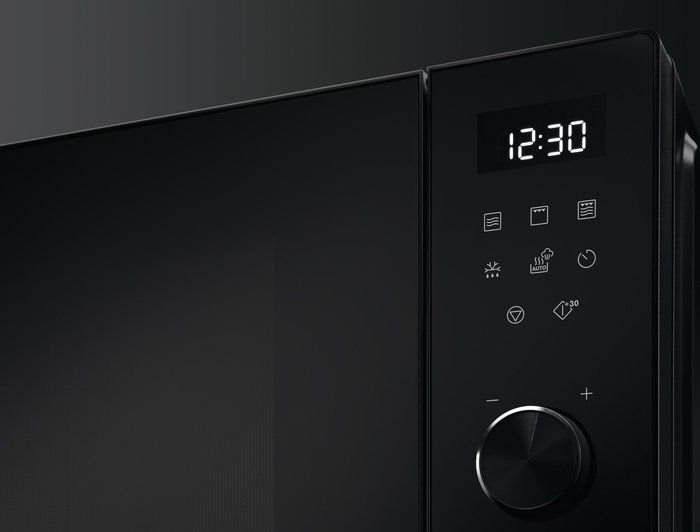 Микроволновая печь Electrolux, 29л, электр. управл., 900Вт, гриль, дисплей, инвертор, черный