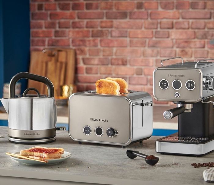 Кавоварка Russell Hobbs ріжкова Distinctions Titanium 1.1л, мелена + чалди, сріблястий