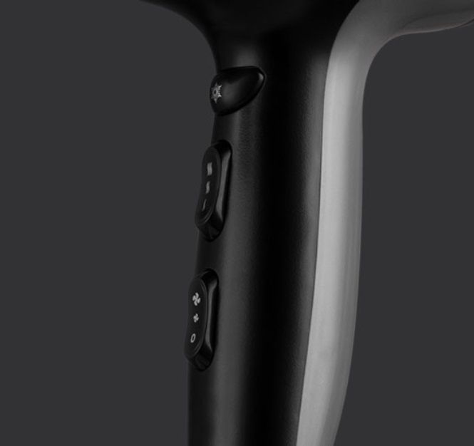Фен Remington Ionic Dry, 2200Вт, 3 режими, дифузор,турмалинова іоніз-я, хол. обдув, сіро-чорний