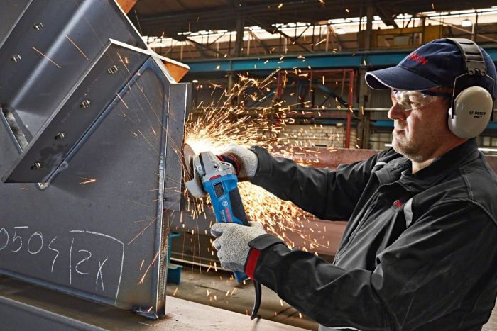Шліфмашина кутова Bosch Professional GWS 19-125 CI 125мм 1900Вт 11500об/хв 2.5кг