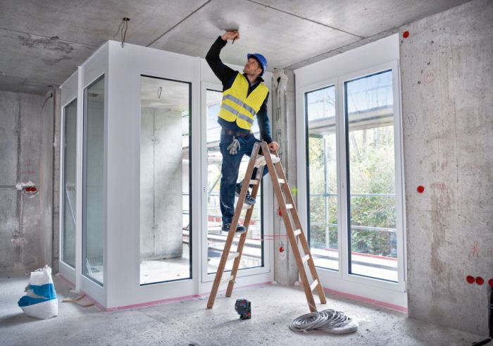 Нівелір лазерний Bosch Professional GCL 2-50 G, до 15м, ±0.3мм/м, в чемодані з тримачем RM 10, затиском DK 10, чохлом, мішенню, 0.58кг