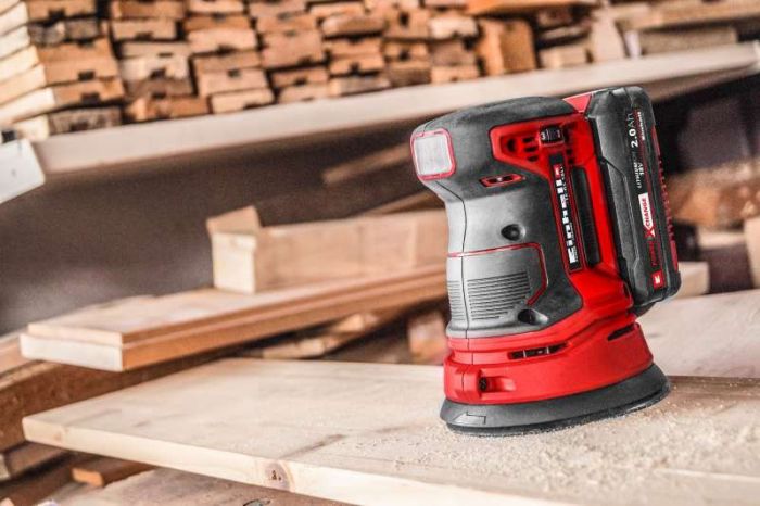 Шлифмашина эксцентриковая аккумуляторная Einhell TE-RS 18 Li - Solo, 18В, 125 мм, 14000-22000кол/хв, 1.2 кг, без АКБ и ЗУ