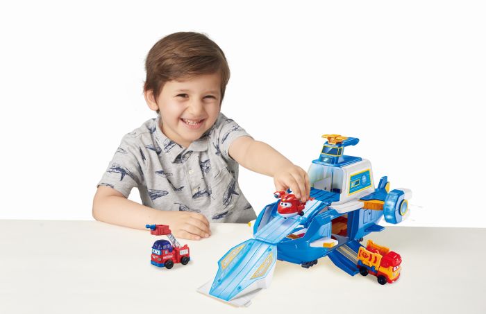 Ігровий набір Super Wings Повітряна База, світло, звук