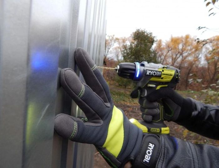 Перчатки рабочие Ryobi RAC811XL, защита от порезов, влагозащита, р.XL, серо-желтый