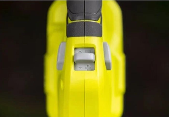 Культиватор аккумуляторный Ryobi ONE+ RY18CVA-0 18В 200/250/300об·мин 4.8кг без АКБ и ЗУ