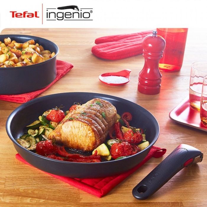 Набор посуды Tefal Ingenio Daily Chef, сменная ручка, 8 предметов, алюминий, бакелит, силикон, стекло, черный