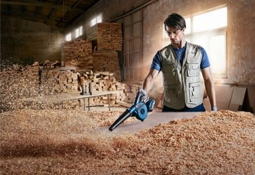 Воздуховод аккумуляторный Bosch GBL 18V-120 Professional, 18В, 270км/ч, 1.1кг, без АКБ и ЗП