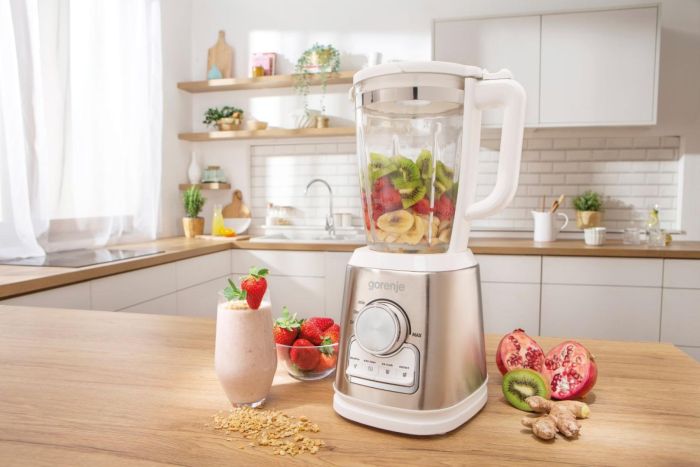 Блендер Gorenje стационарный 1400Вт, чаша-1750мл, стекло, белый
