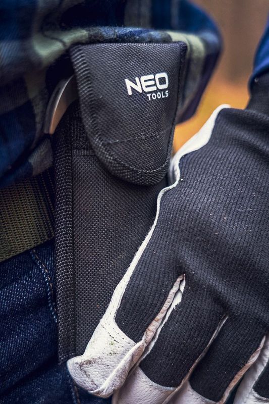 Мультитул Neo Tools, 13в1, молоток, плоскогубцы, гайкогубцы, кусачки, гвоздодер, отвертки 2хSL и PH, пила, напильник, два ножа, консервный нож, чехол